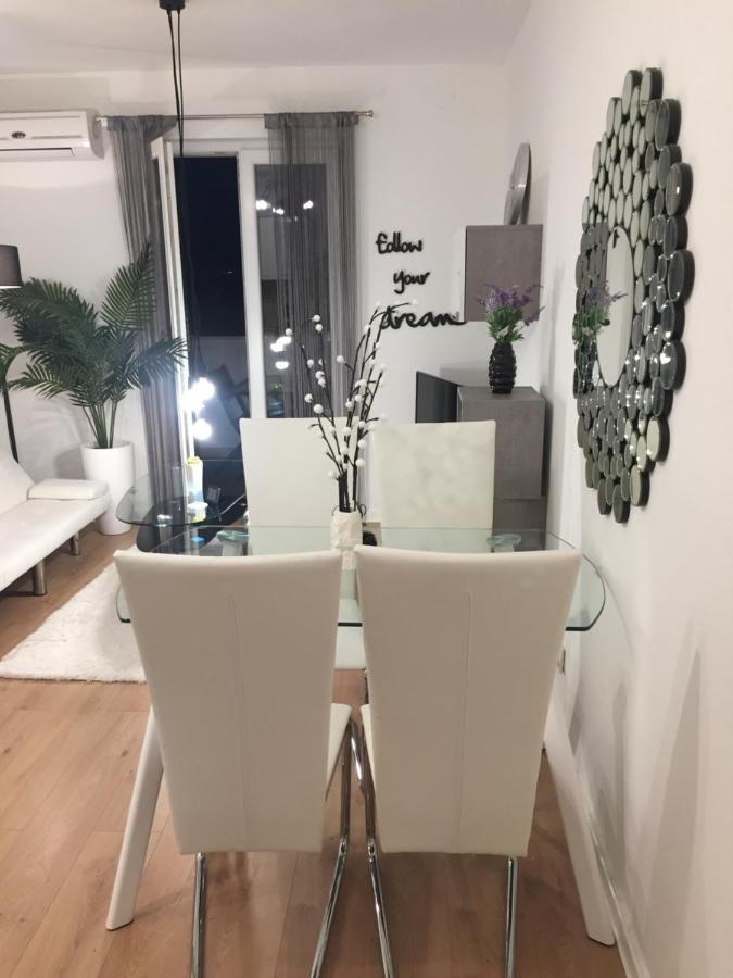 Apartment New Chic Supetar Exterior foto